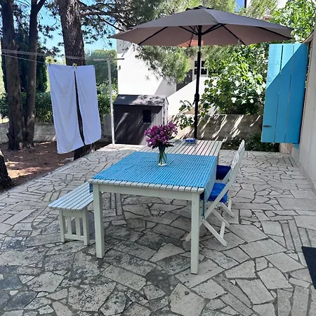 White Krk With Private Garden *